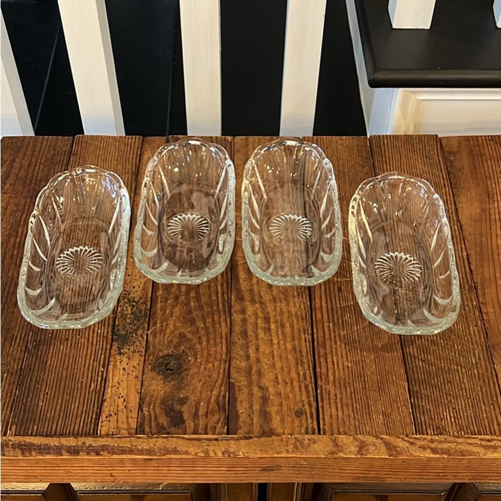 Elegant Vintage Clear Glass Dishes (4)